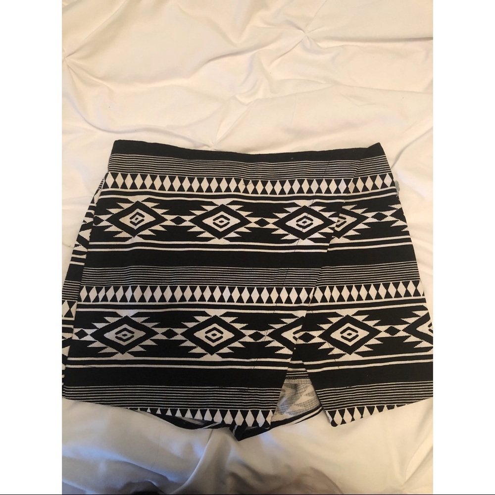 Hollister Skort